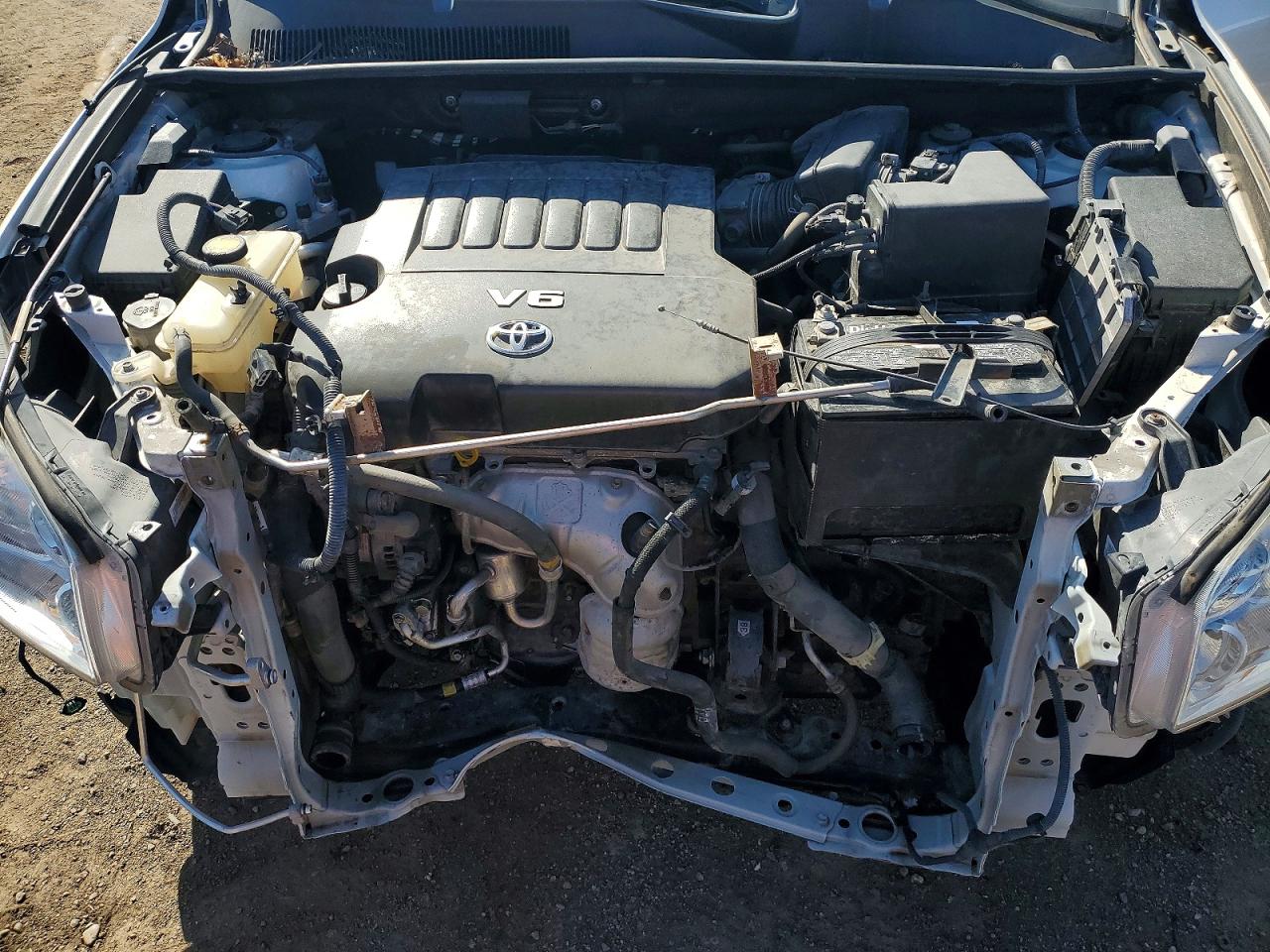 2011 TOYOTA RAV4 LIMITED photo 34