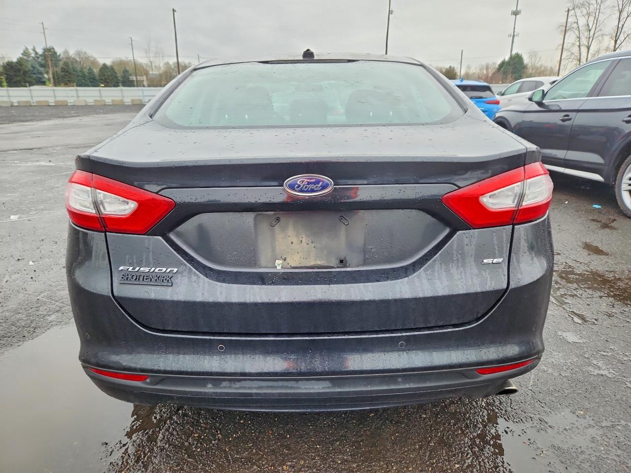 2014 FORD FUSION SE photo 16