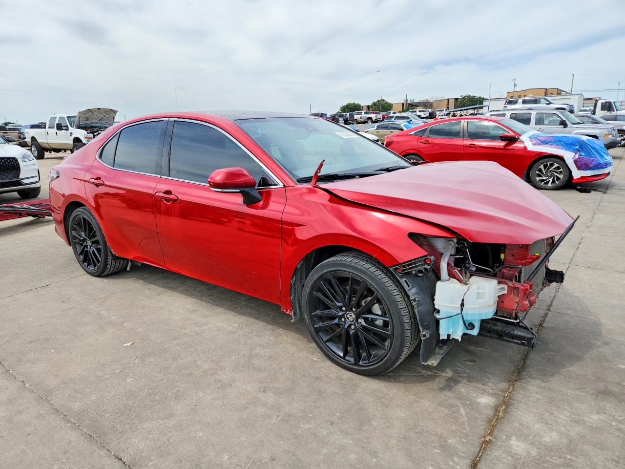 2022 TOYOTA CAMRY XSE photo 4