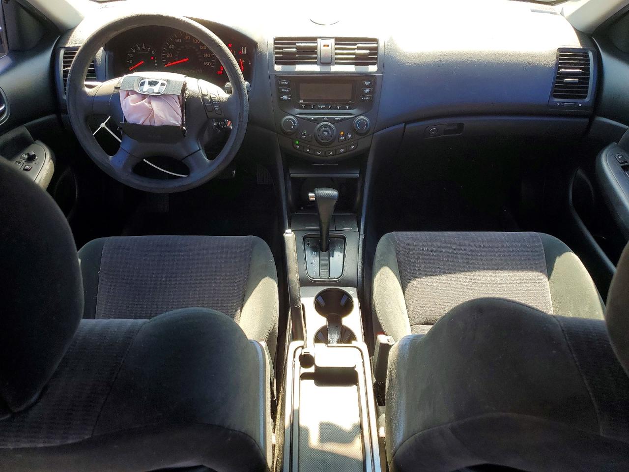 2005 HONDA ACCORD LX photo 15
