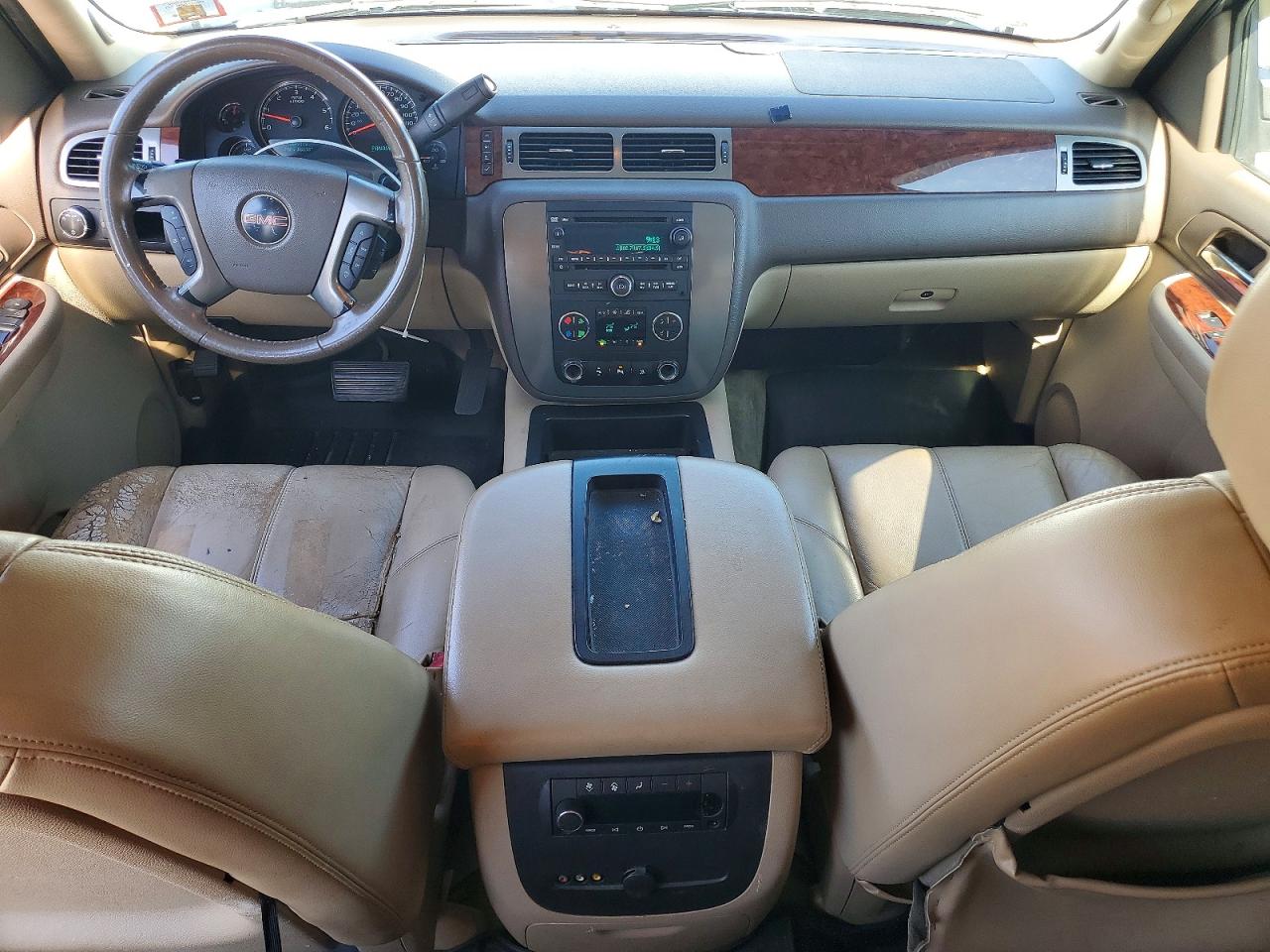 2009 GMC YUKON XL C1500 SLT photo 15