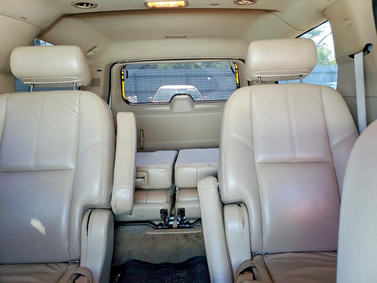 2009 GMC YUKON XL C1500 SLT photo 19