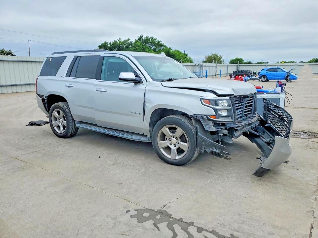2017 CHEVROLET TAHOE C1500 LT photo 7