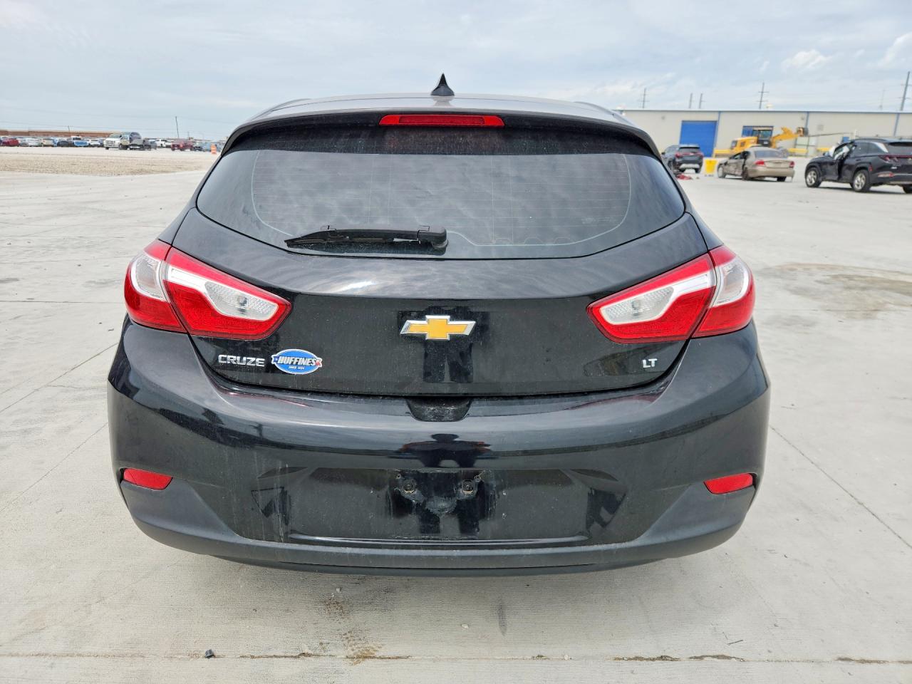 2017 CHEVROLET CRUZE LT photo 11