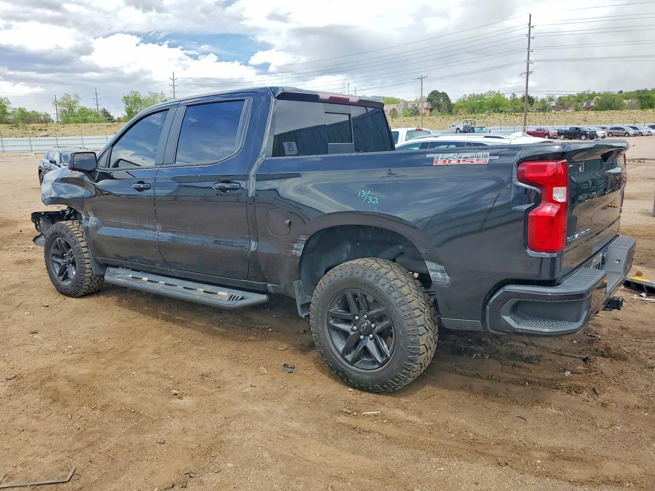 2020 CHEVROLET SILVERADO K1500 LT TRAIL BOSS photo 3