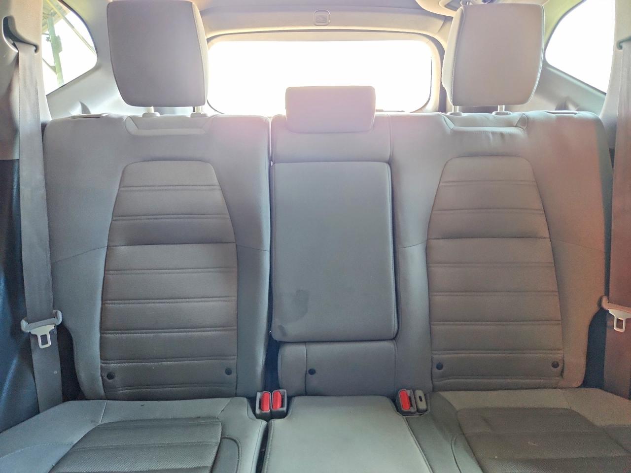 2017 HONDA CR-V LX photo 10