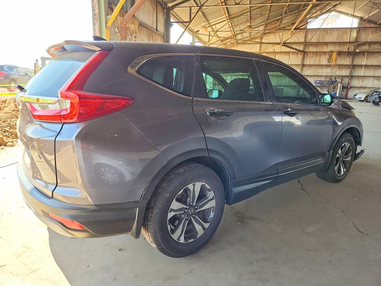 2017 HONDA CR-V LX photo 3