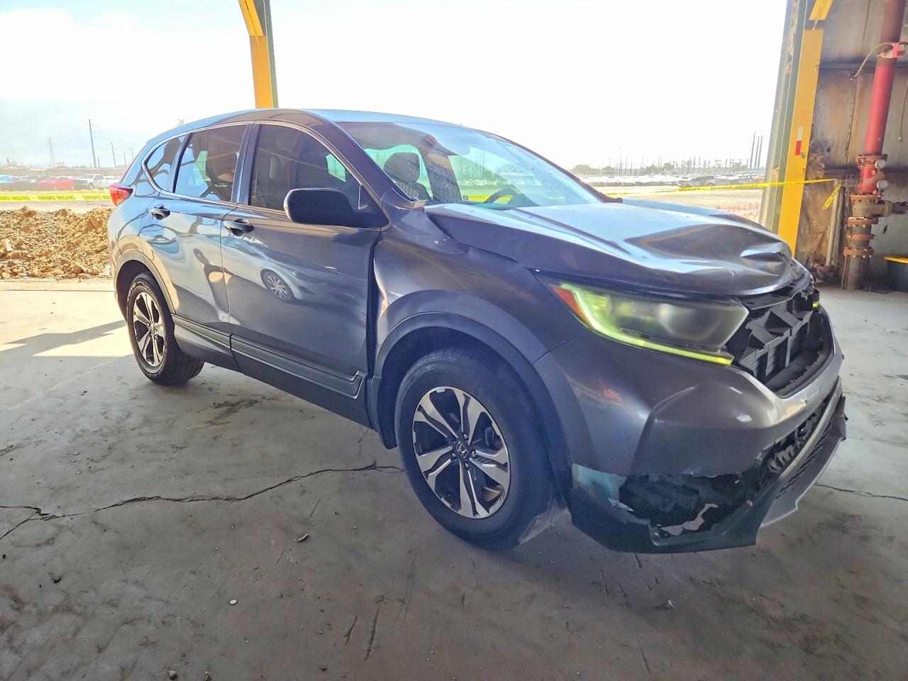 2017 HONDA CR-V LX photo 4