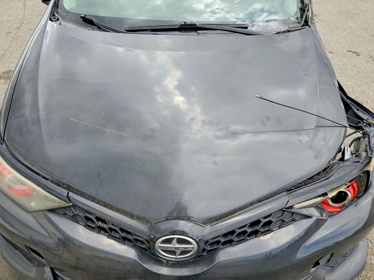 2016 TOYOTA SCION photo 11