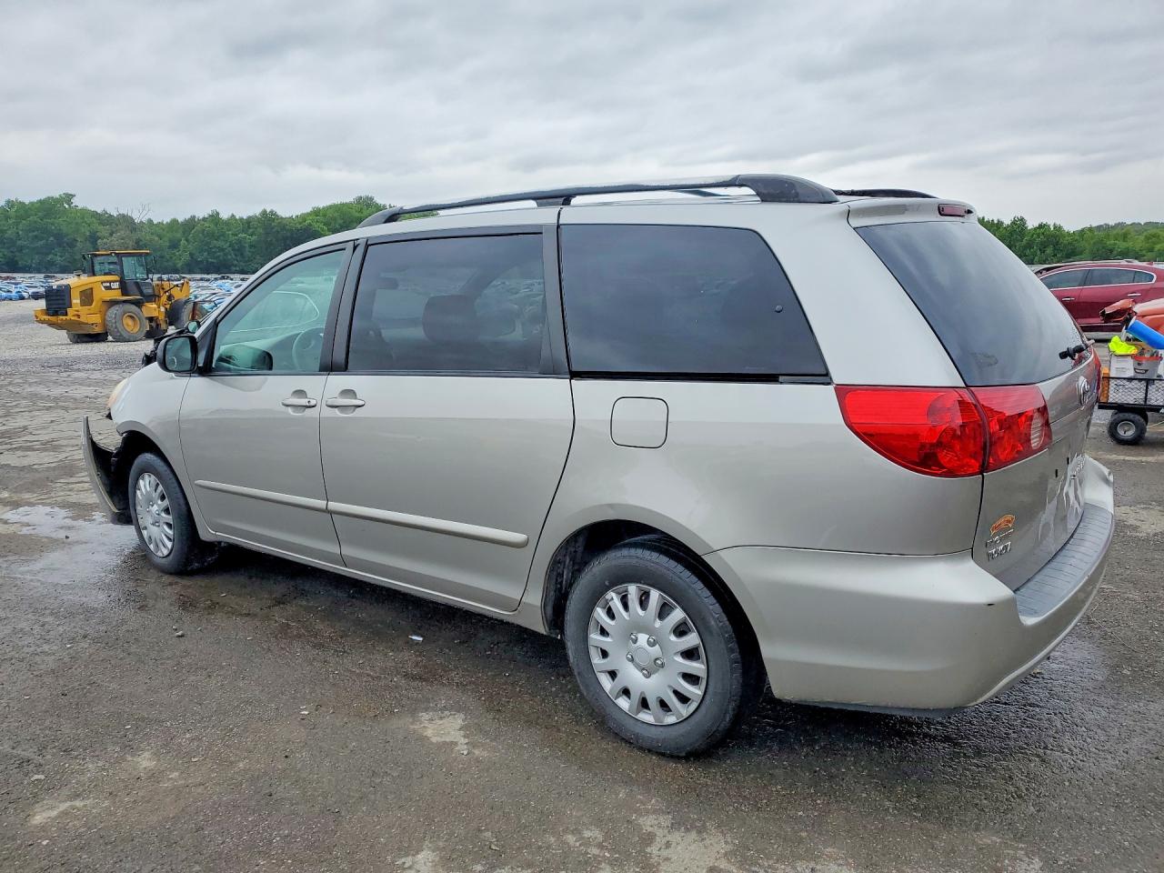 2006 TOYOTA SIENNA LE 7 PASSENGER photo 3