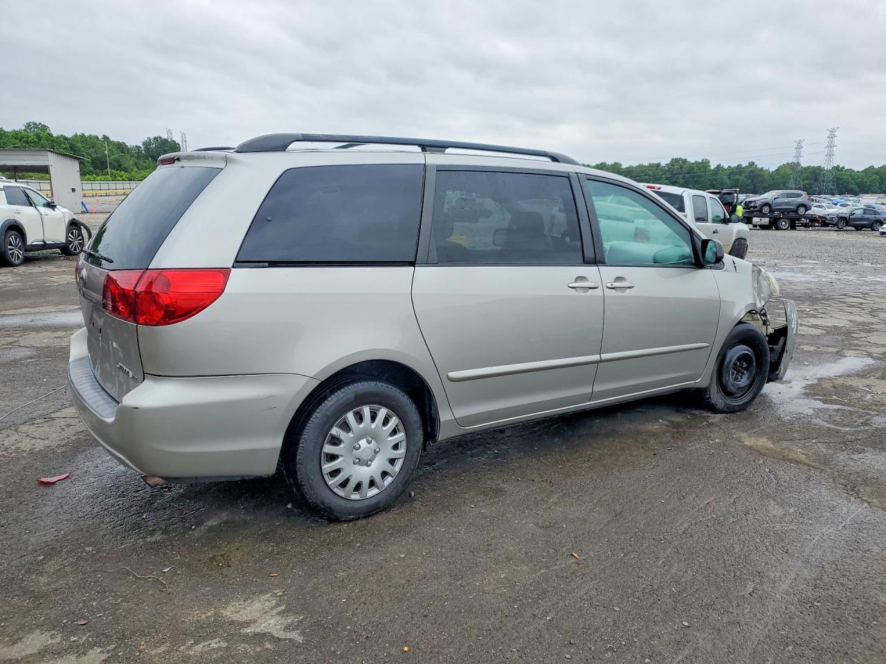 2006 TOYOTA SIENNA LE 7 PASSENGER photo 5
