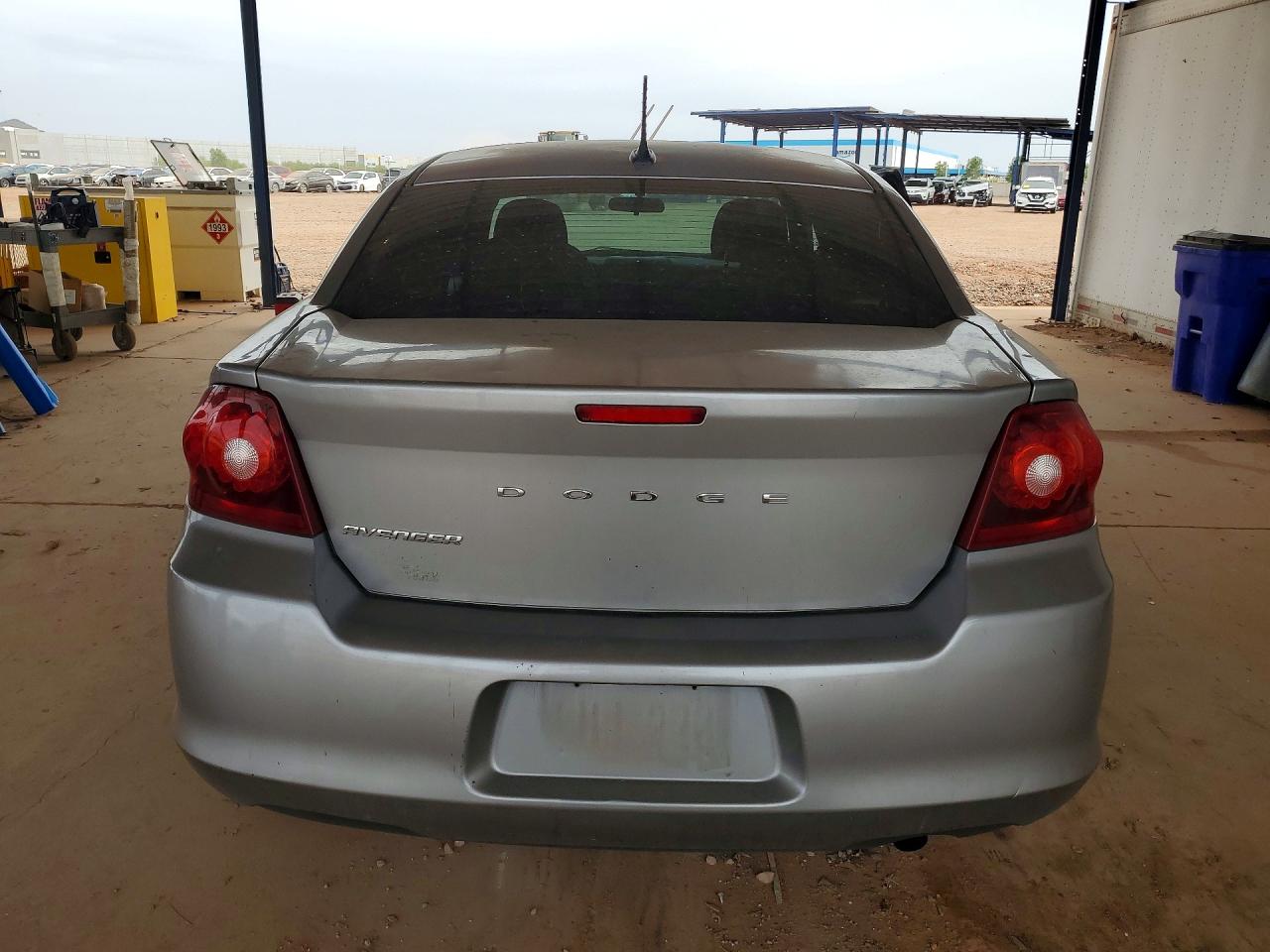 2014 DODGE AVENGER SE photo 11