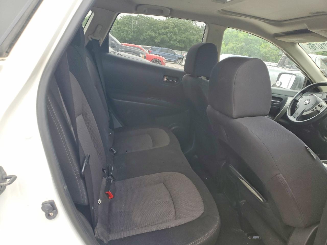 2011 NISSAN ROGUE S photo 21