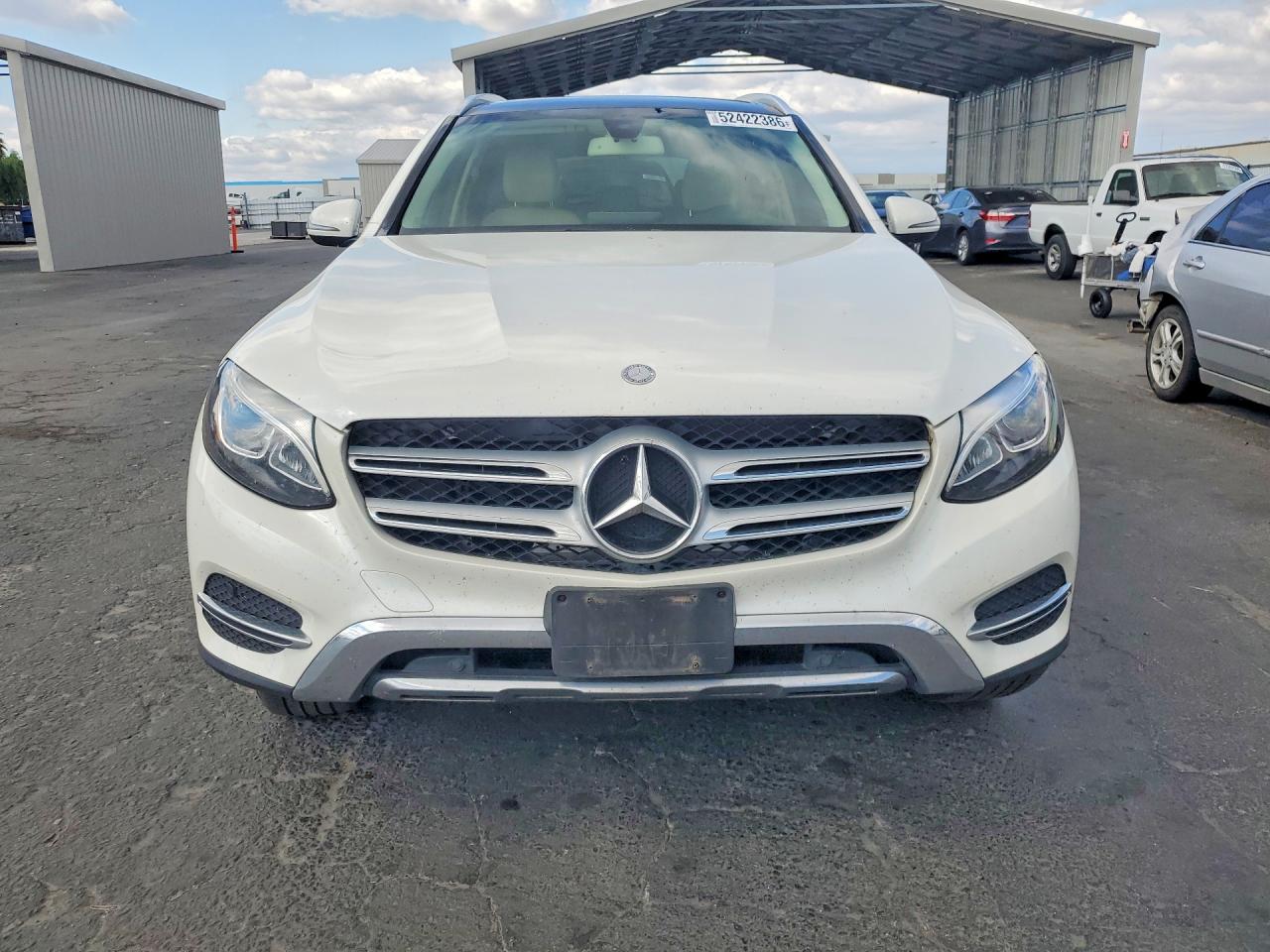 2017 MERCEDES-BENZ GLC 300 4MATIC photo 9