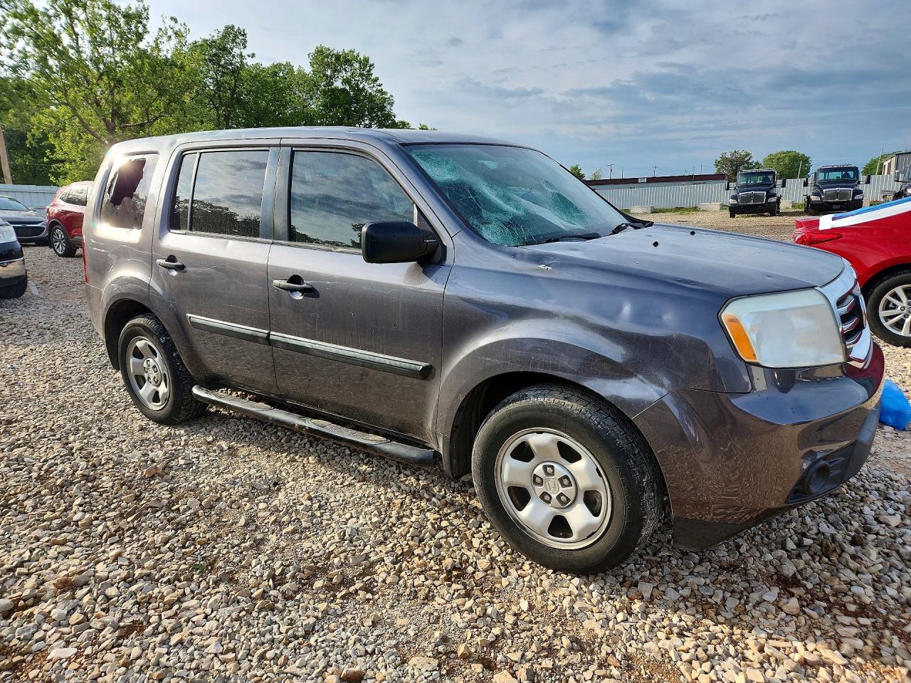 2015 HONDA PILOT LX photo 7