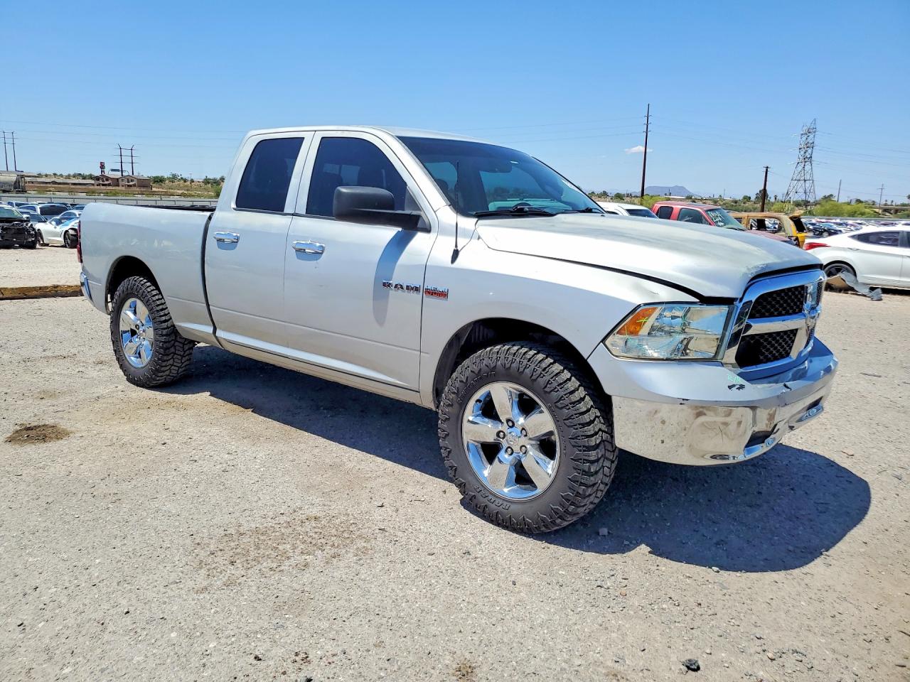 2016 RAM 1500 SLT photo 7