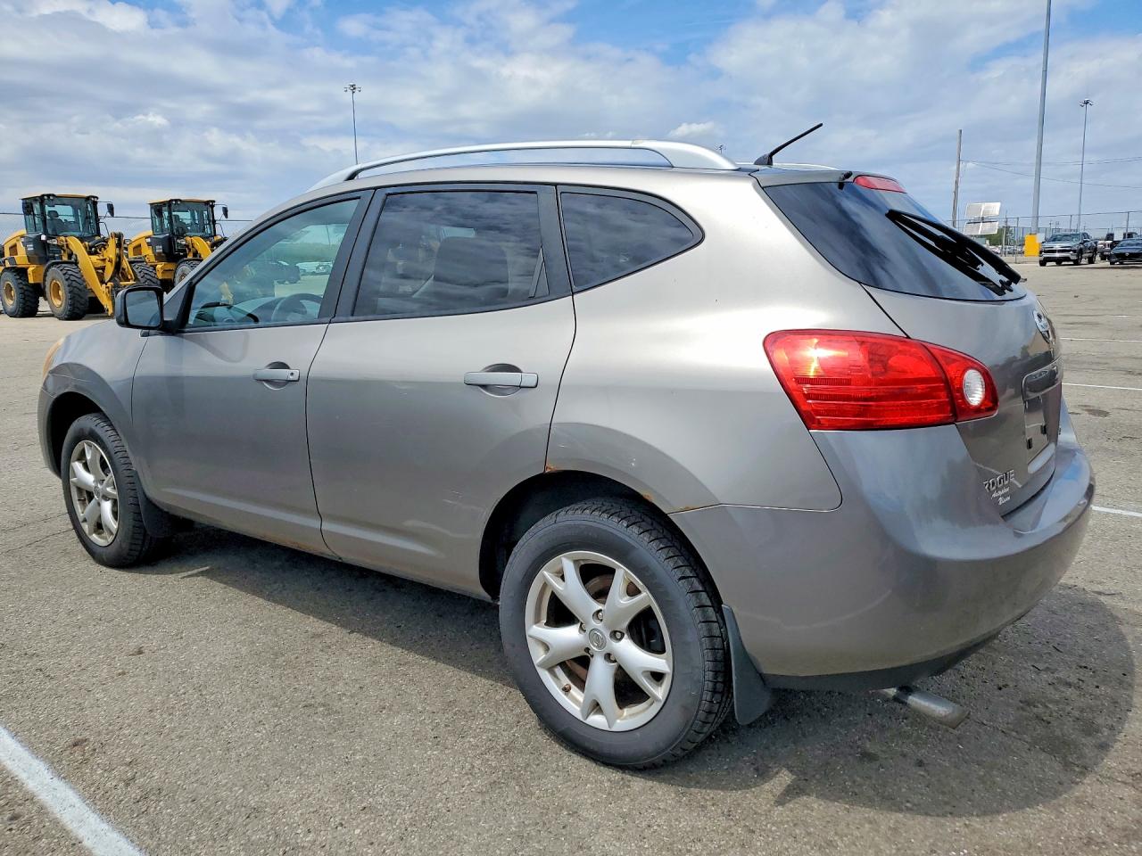 2009 NISSAN ROGUE S photo 3