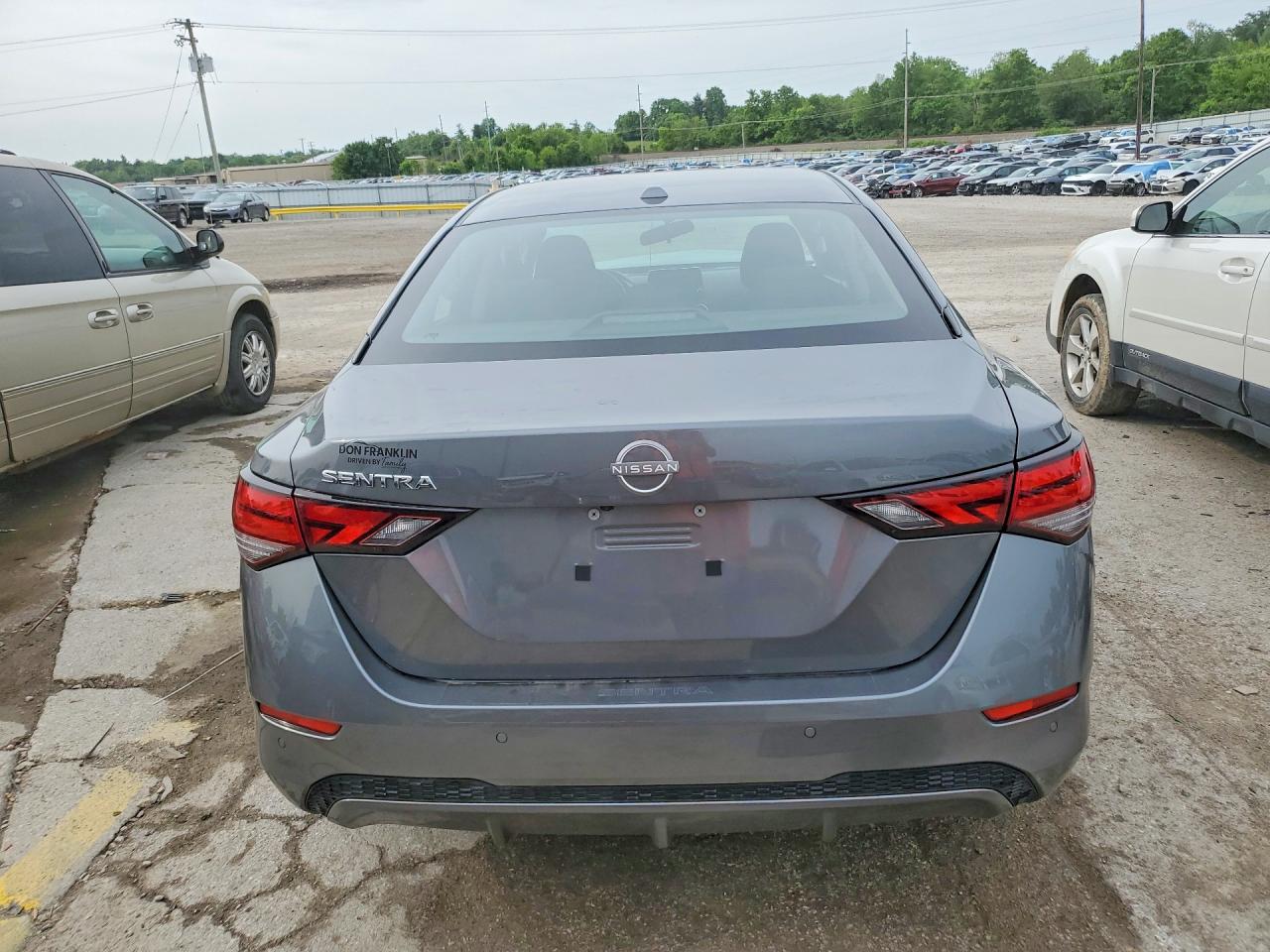 2025 NISSAN SENTRA SV photo 16