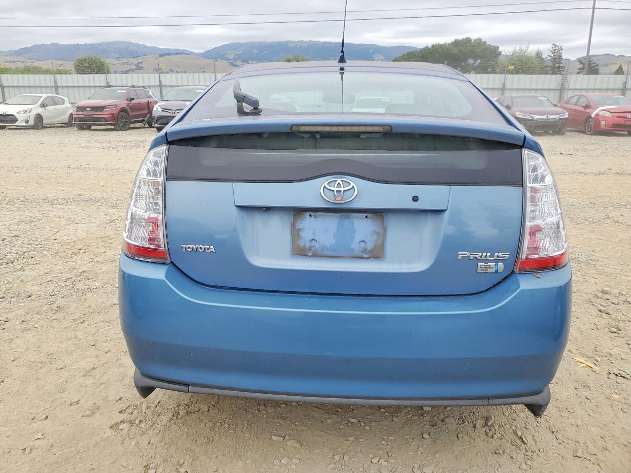 2007 TOYOTA PRIUS BASE photo 16