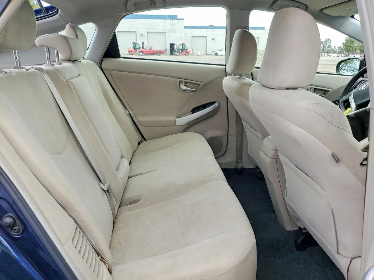 2012 TOYOTA PRIUS THREE photo 28