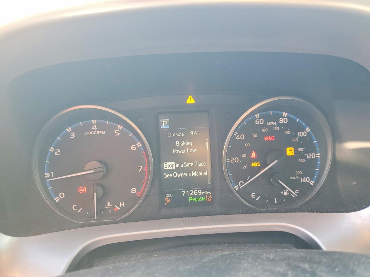 2017 TOYOTA RAV4 XLE photo 9