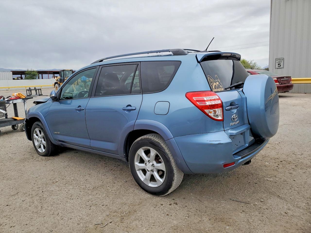 2011 TOYOTA RAV4 LIMITED photo 4