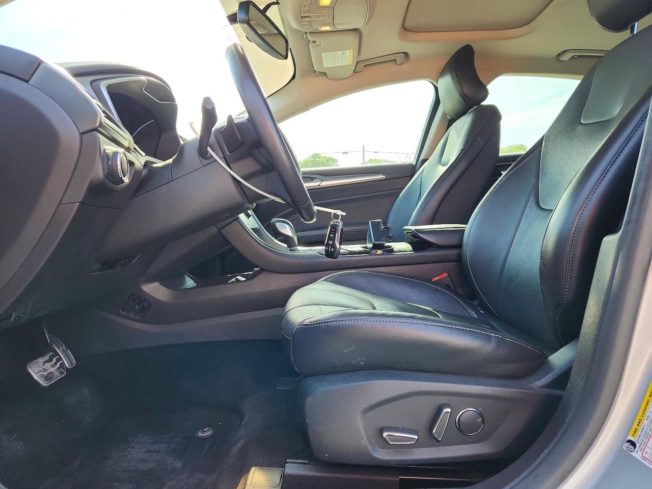 2015 FORD FUSION TITANIUM photo 13