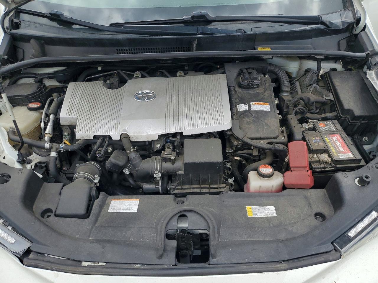 2016 TOYOTA PRIUS THREE TOURING photo 21