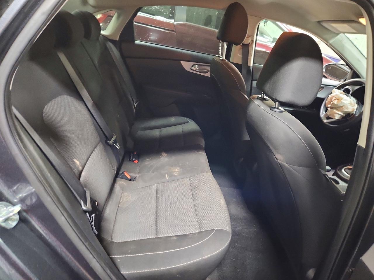 2023 KIA FORTE LXS photo 19