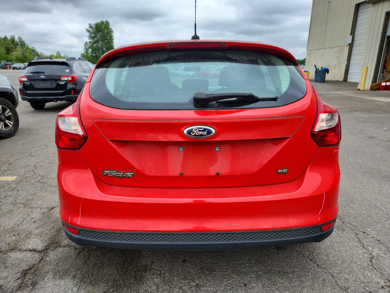 2014 FORD FOCUS SE photo 16