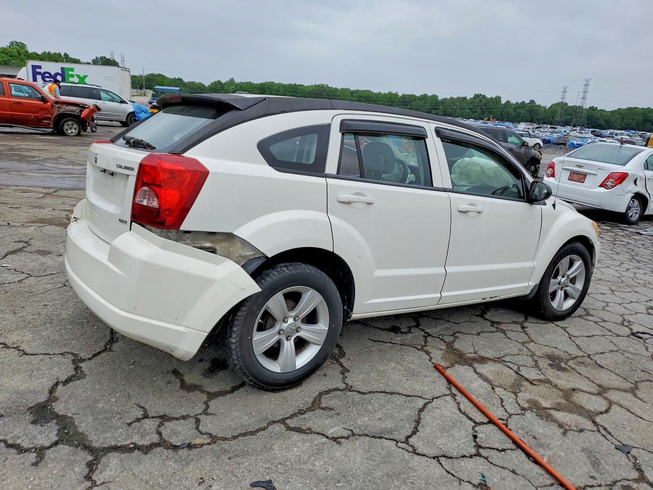 2010 DODGE CALIBER SXT photo 5
