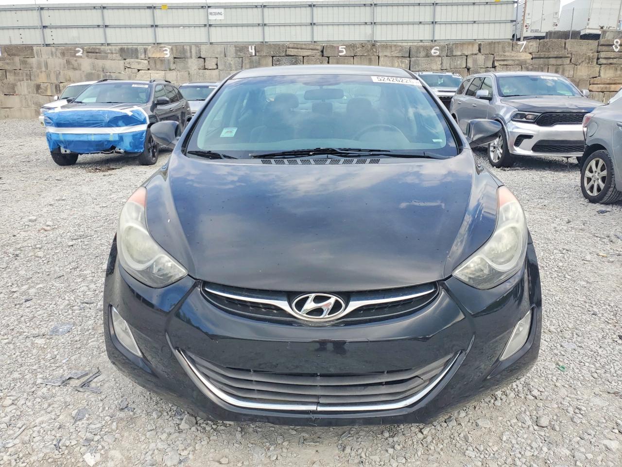 2013 HYUNDAI ELANTRA GLS photo 9