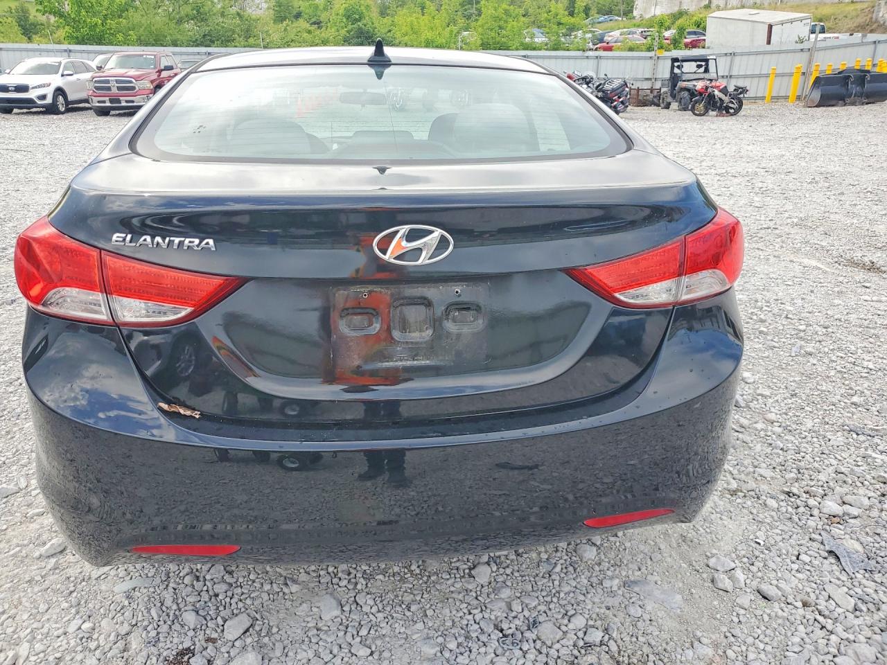2013 HYUNDAI ELANTRA GLS photo 11