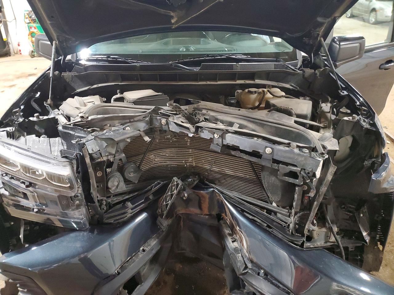 2019 CHEVROLET SILVERADO K1500 RST photo 21