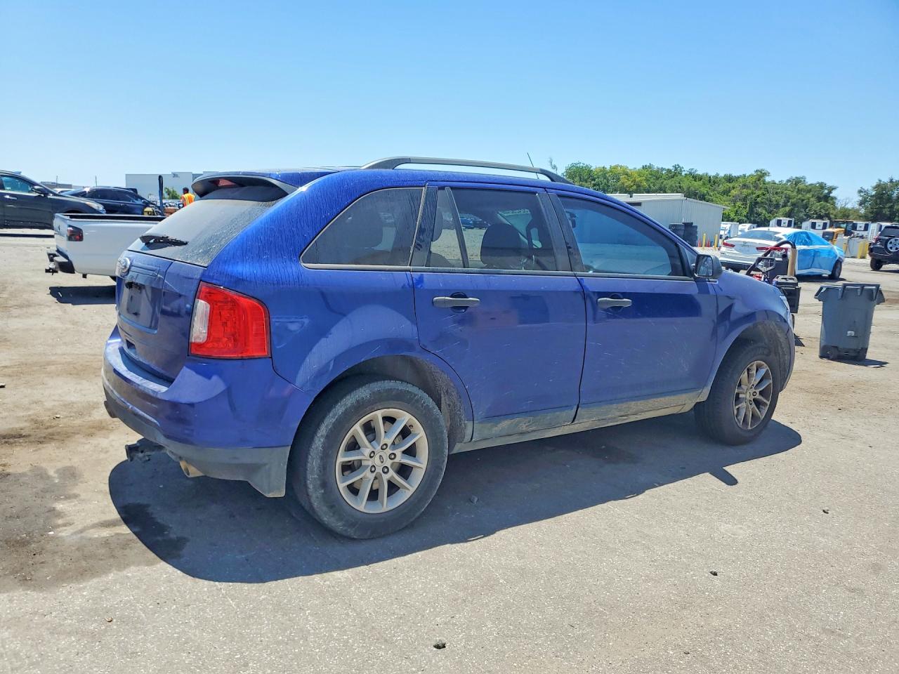 2013 FORD EDGE SE photo 7