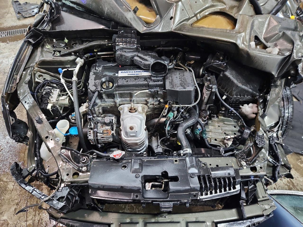 2014 HONDA ACCORD EX photo 31