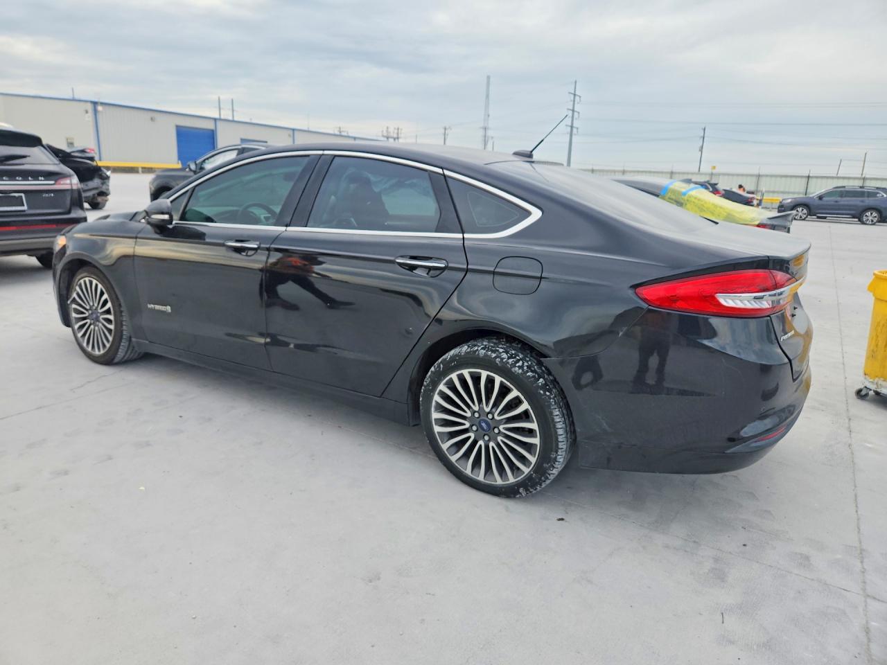 2017 FORD FUSION SE HYBRID photo 4