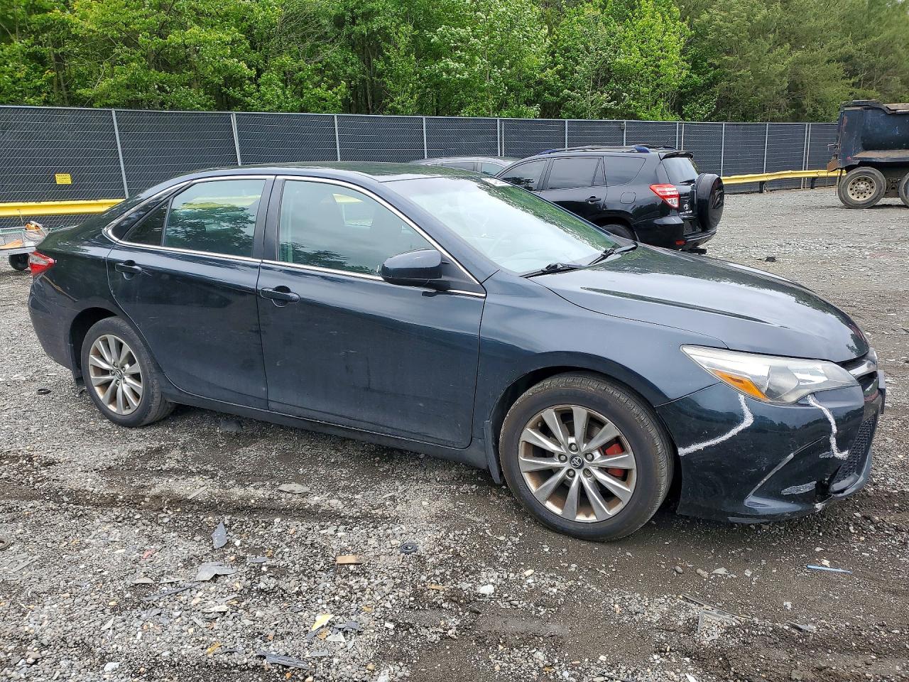 2015 TOYOTA CAMRY SE photo 7