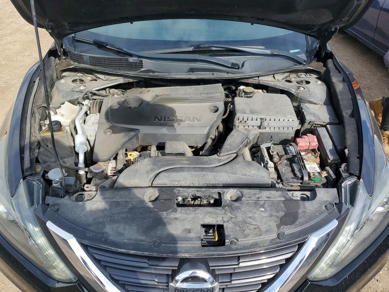 2017 NISSAN ALTIMA 2.5 SR photo 11