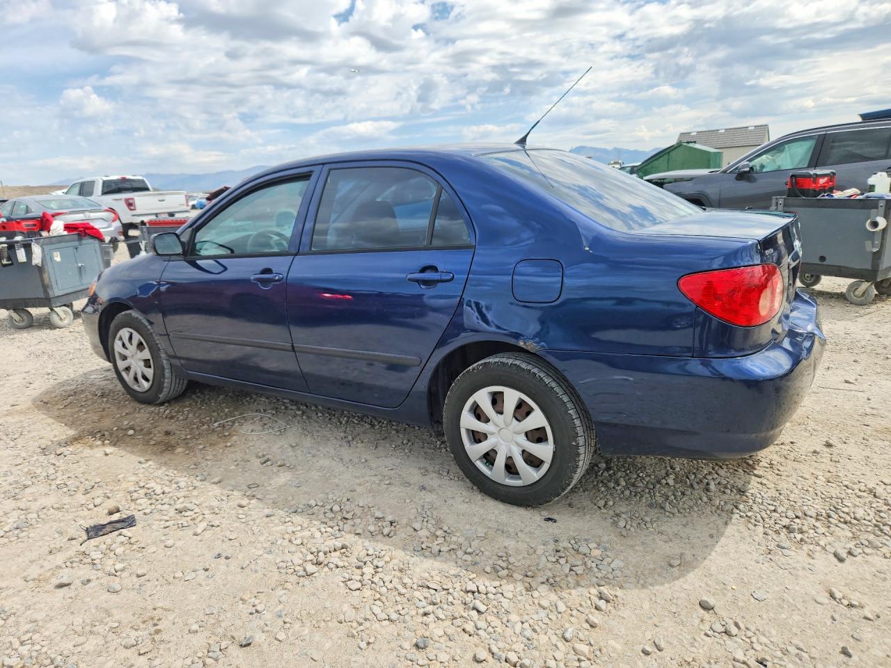 2005 TOYOTA COROLLA CE photo 4
