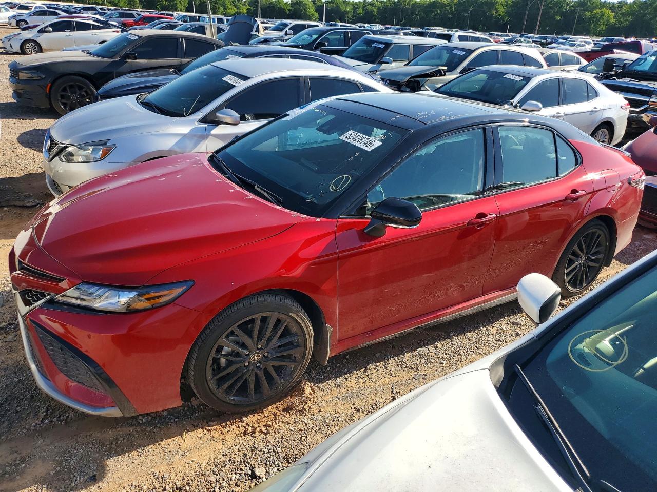 2024 TOYOTA CAMRY