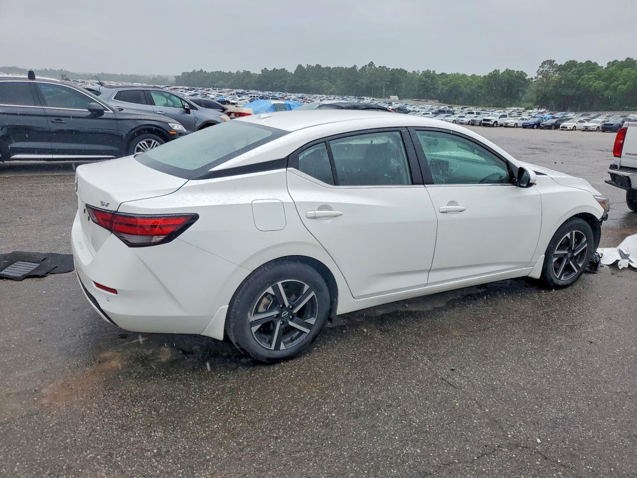 2024 NISSAN SENTRA SV photo 5