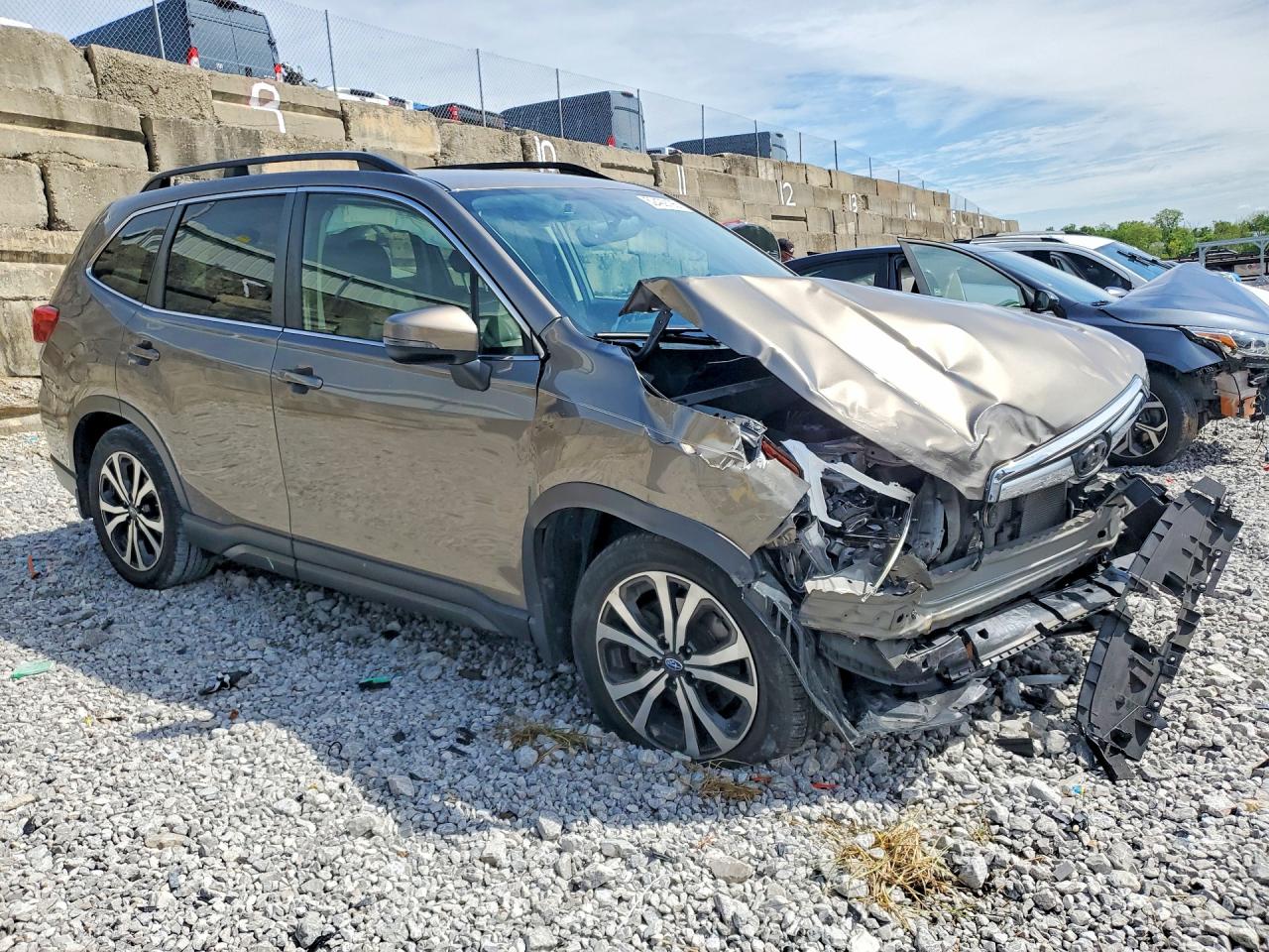 2021 SUBARU FORESTER LIMITED photo 7