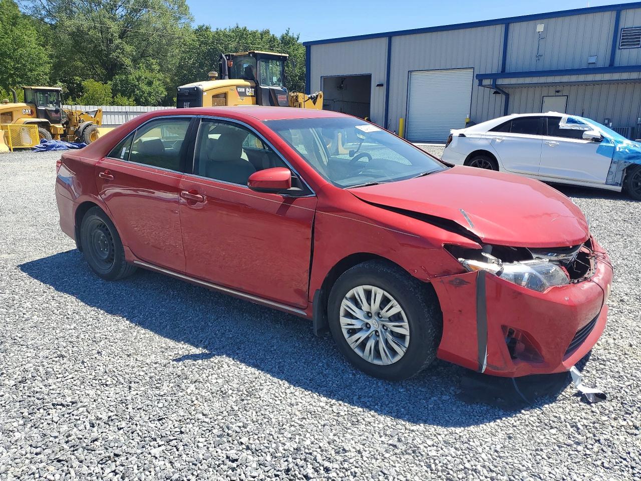 2013 TOYOTA CAMRY LE photo 10