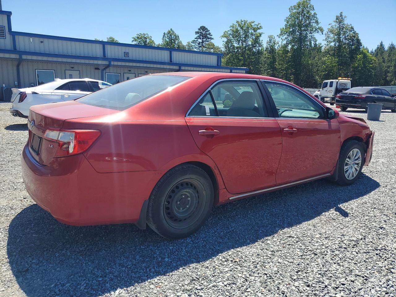 2013 TOYOTA CAMRY LE photo 7