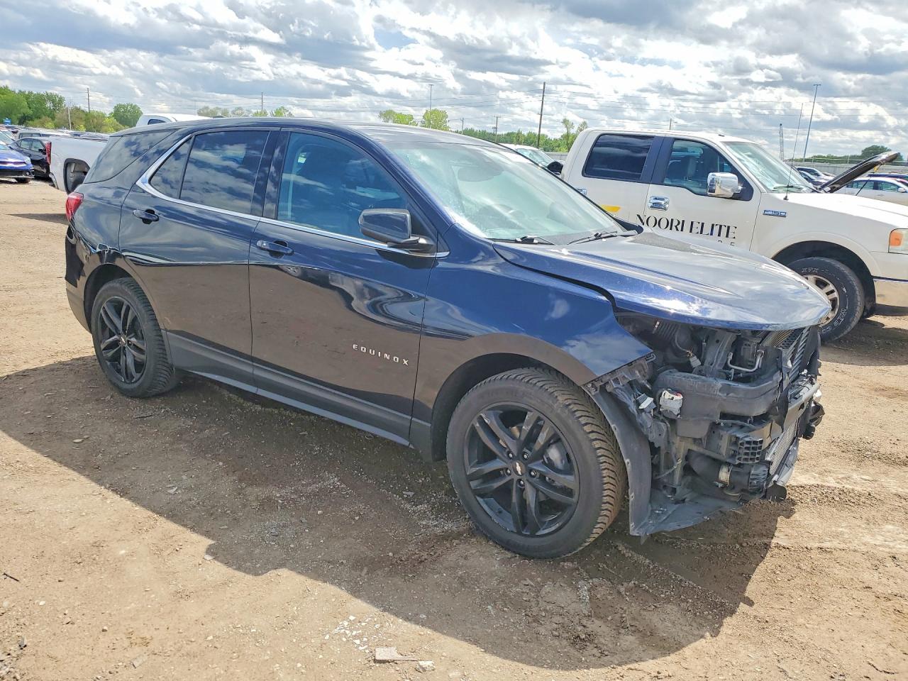 2020 CHEVROLET EQUINOX LT photo 7