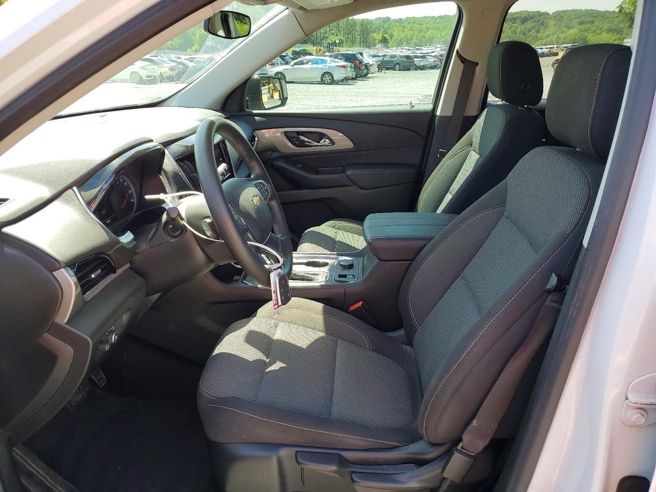2020 CHEVROLET TRAVERSE LS photo 13