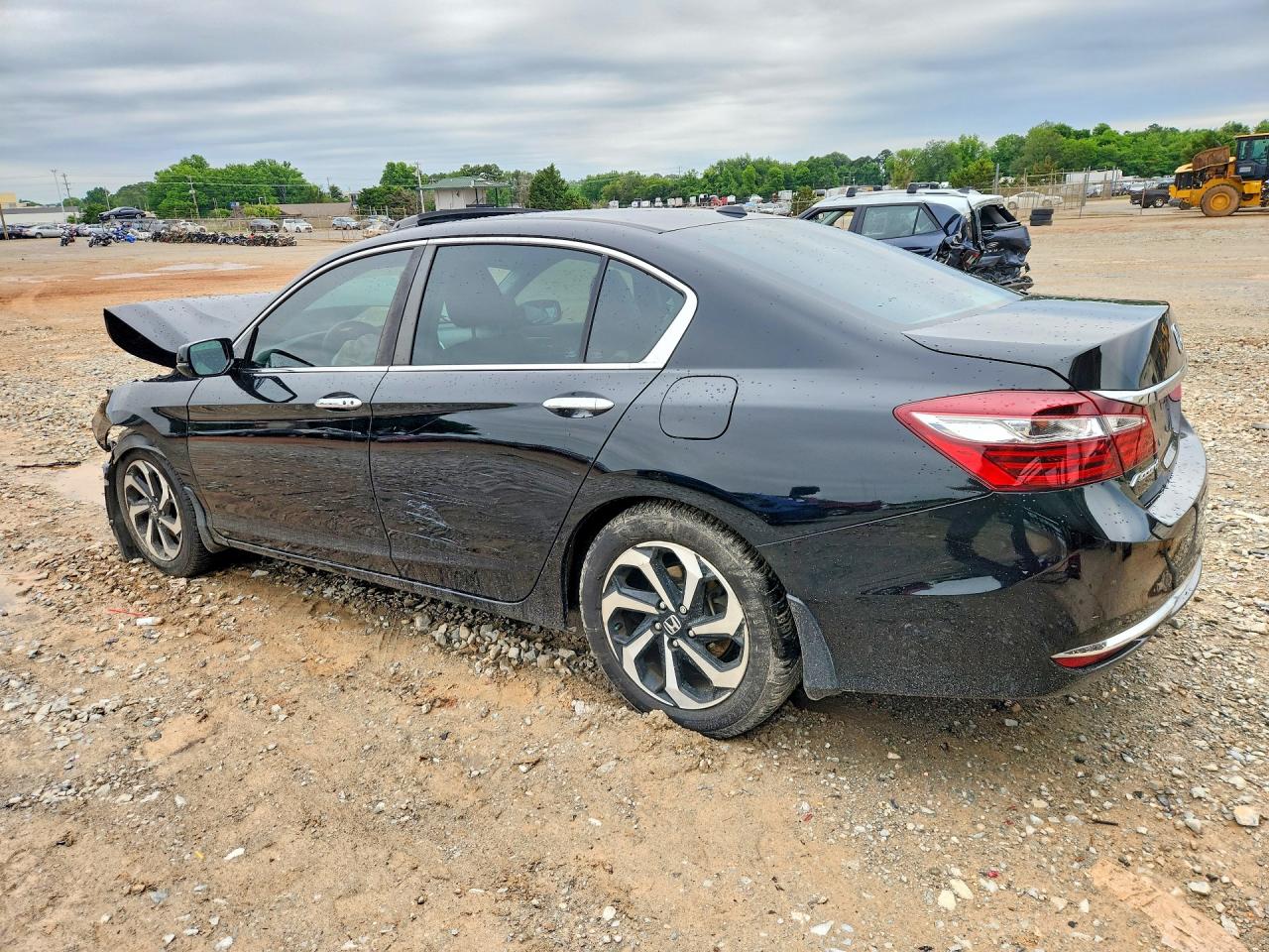 2016 HONDA ACCORD EX photo 4