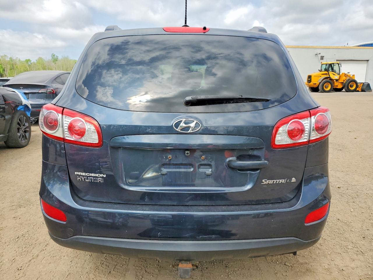 2011 HYUNDAI SANTA FE GLS photo 11