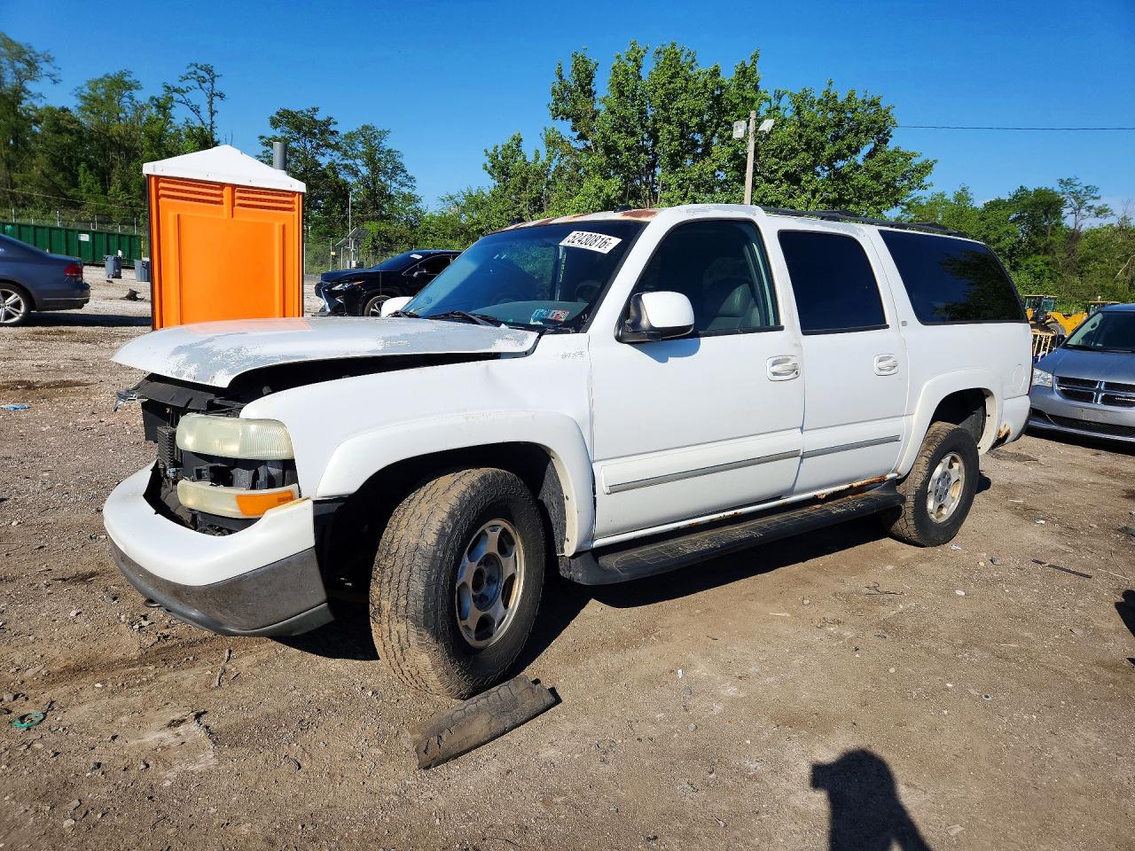 2004 CHEVROLET SUBURBAN